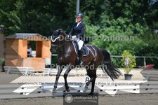 ref. photo 3690905