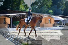 ref. photo 3692056