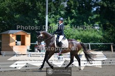 ref. photo 3692314