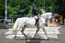 ref. photo 3692402