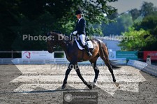 ref. photo 3692838