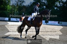 ref. photo 3692956