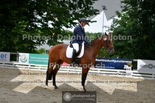ref. photo 3702815