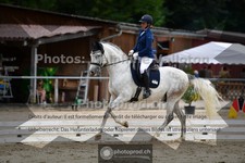 ref. photo 3702918