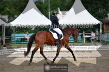 ref. photo 3704512