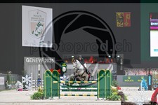 ref. photo 3895837