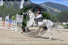 ref. photo 3694994