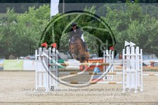 ref. photo 3696992