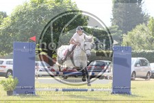 ref. photo 3705018