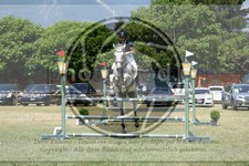 ref. photo 3705593
