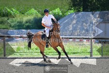 ref. photo 3306697