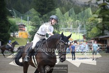 ref. photo 3715012